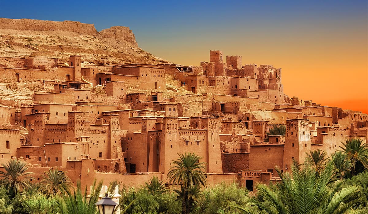 Kasbah d'Aït Ben Haddou en cours de route