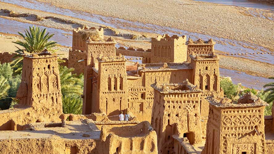 D'Ouarzazate à Merzouga : Itinéraire et Distance vers le Sahara